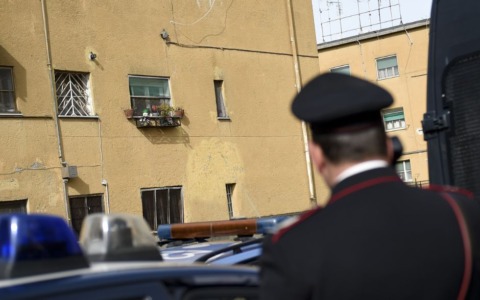 Domiciliari a Marcignago per il 19enne che aggredì un autista