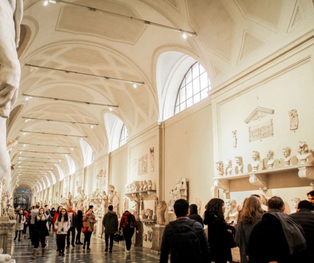 Quindici fotografe raccontano il coraggio al festival