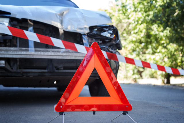 Incidente mortale tra moto e ambulanza: muore un giovane di 22 anni
