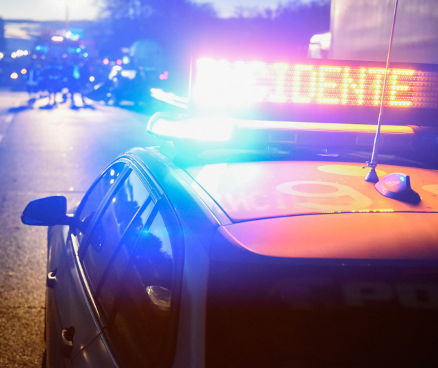 Trattore carico di liquami si ribalta: ferito un 45enne