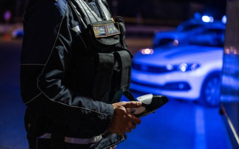 Aggressione con coltello: arrestato un uomo di 50 anni