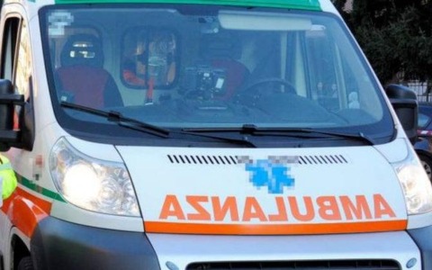 Uomo chiede aiuto, ricerche nei campi di Mezzano