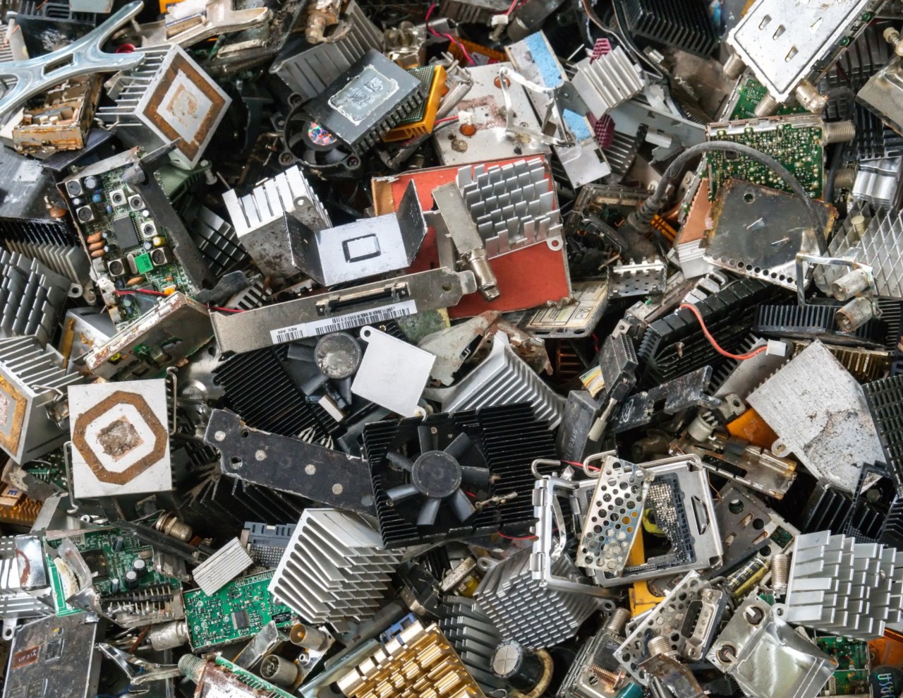 Lombardia, 46mila euro alla ricerca di Pavia sui rifiuti elettronici